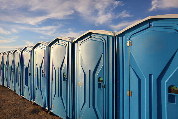 Best Portable Restroom Servicing (Cleaning and Restocking)  in Monfort Heights, OH